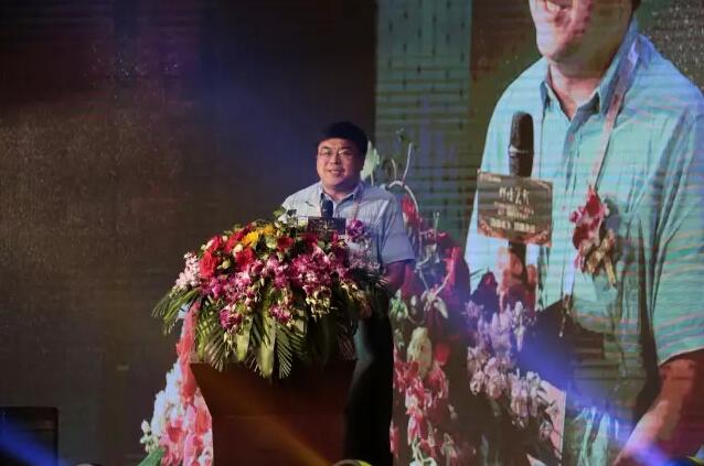 中国财政部科研所研究院、经济学博士张鹏先生