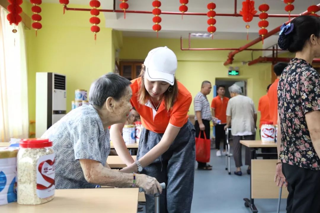 华一公益布吉颐养院公益之行(图14)