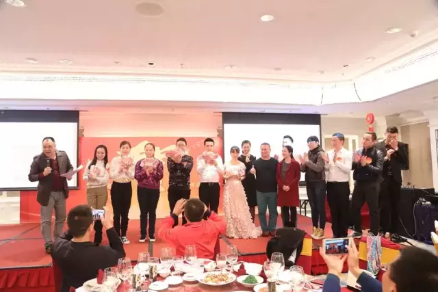 华一世纪员工泰国游(图2)